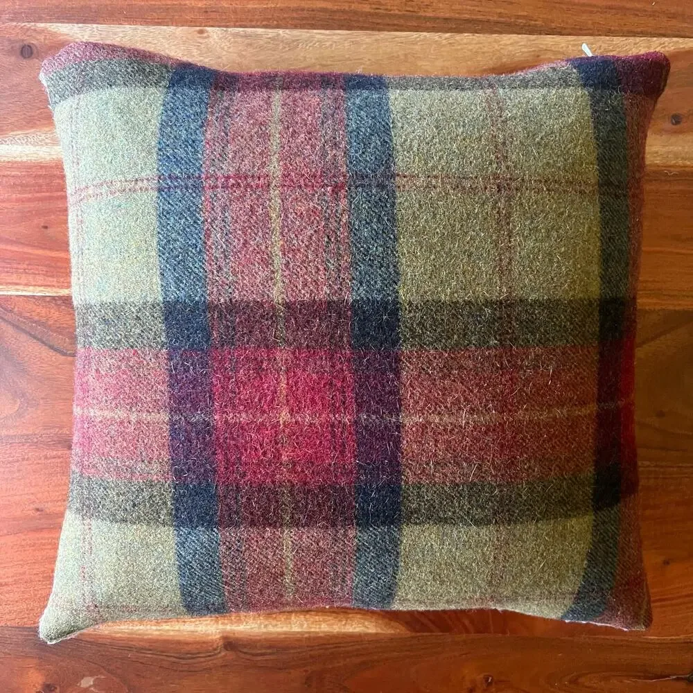 Rustic Tartan Plaid Throw Pillow Set 2 18x18 Down Feather Cabin Lakehouse Decor
